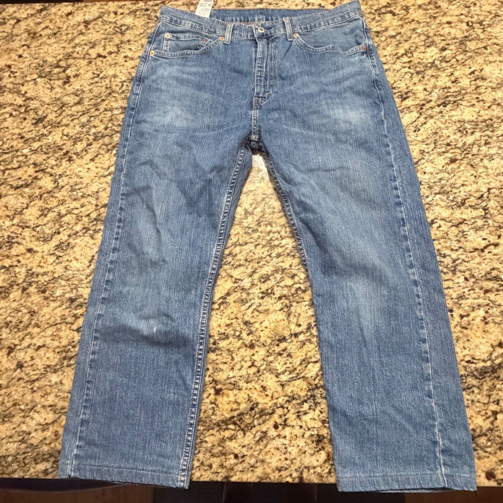 Levis 505 Regular Fit Jeans Mens 34x30 Medium Wash Blue Straight Leg Denim